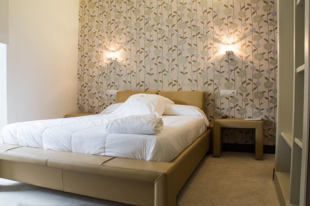 Hotel Teratermal Valdeavellano de Tera Номер фото