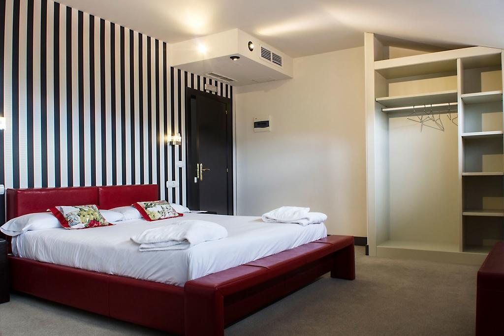 Hotel Teratermal Valdeavellano de Tera Номер фото